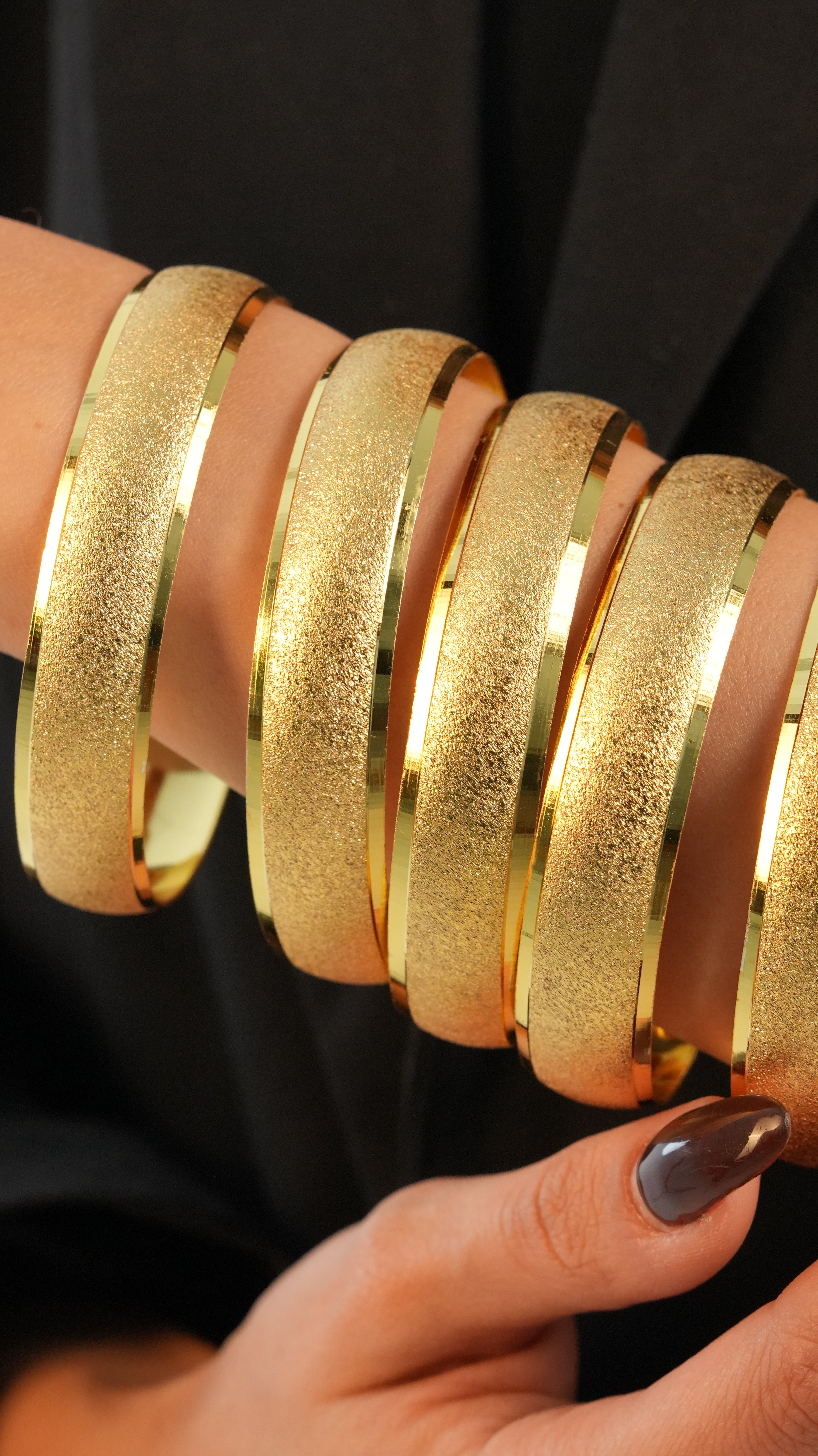 22 Ayar Altın Görünümlü Pus Model Bilezik