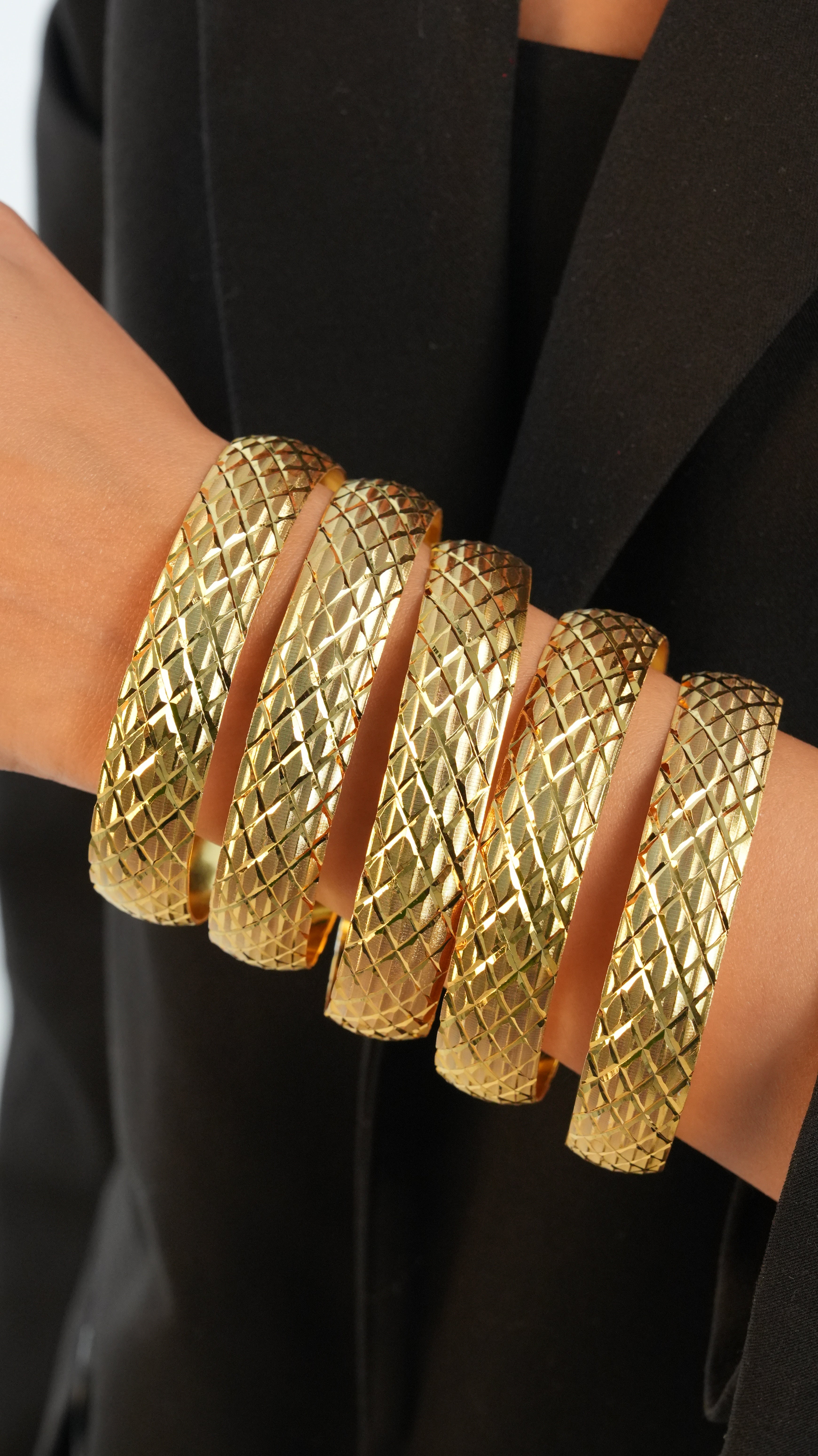 22 Ayar Altın Görünümlü Baklava Model Bilezik – 3'lü Set