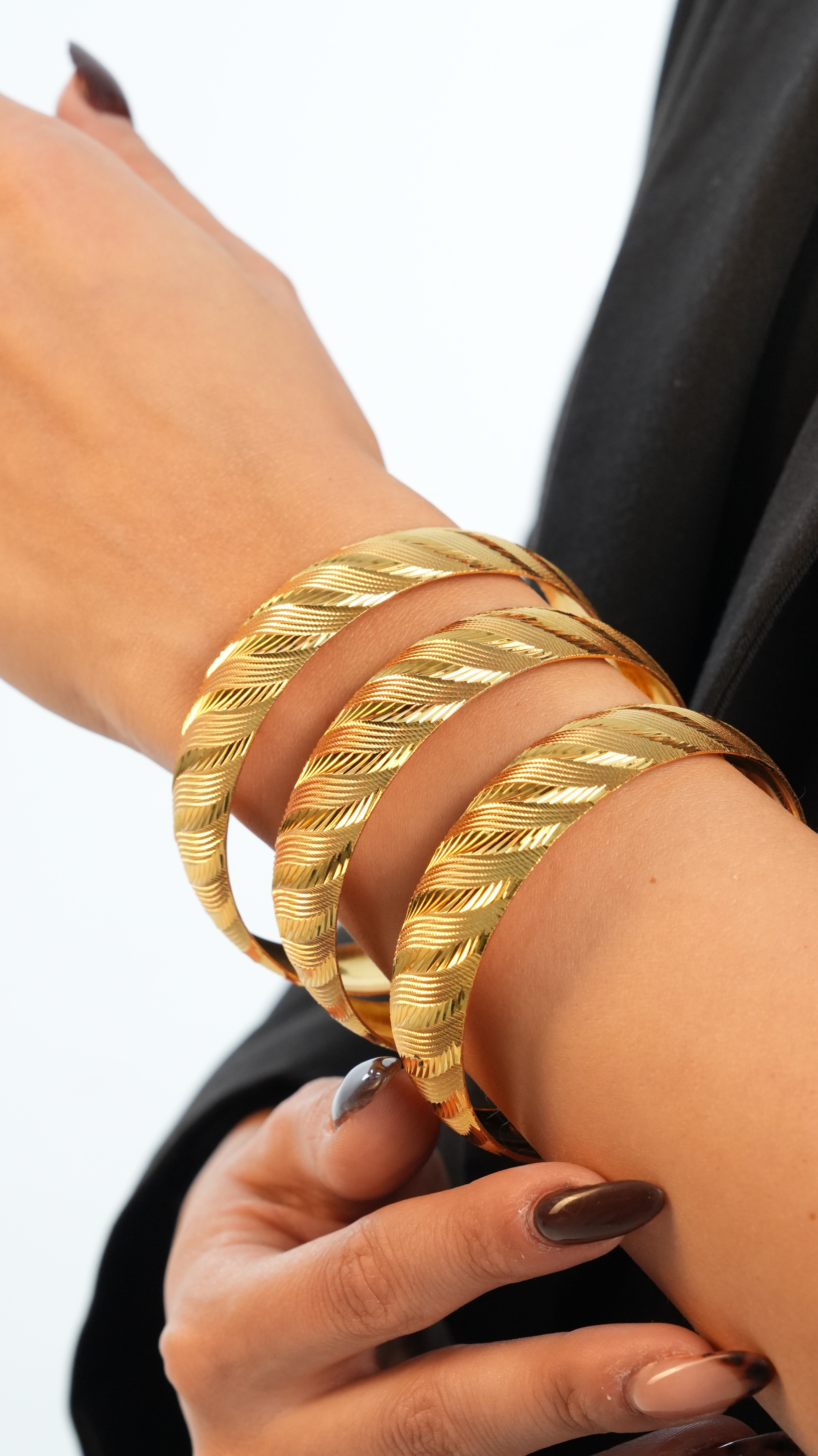 22 Ayar Altın Görünümlü Rüzgar Model Bilezik