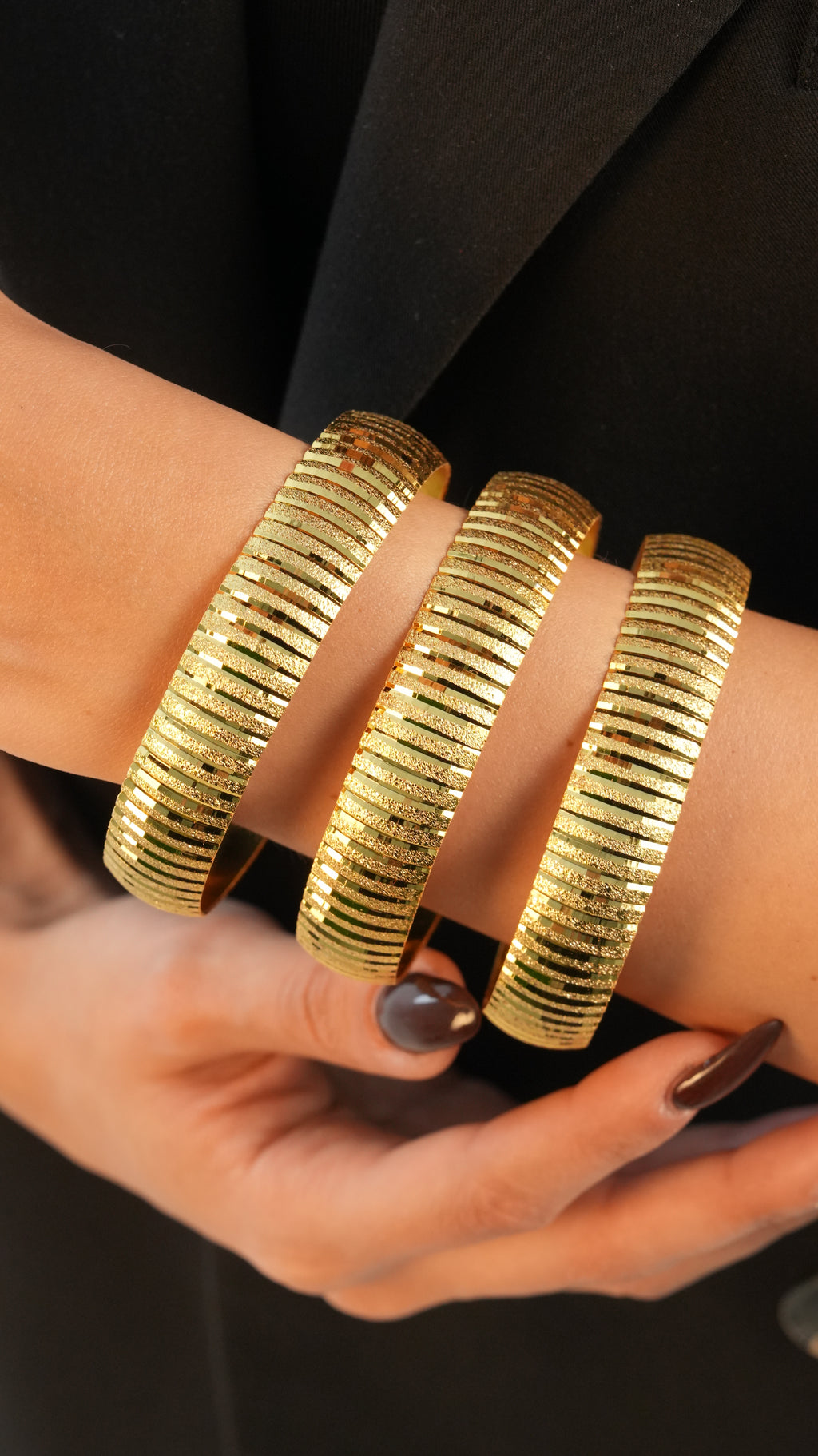 22 Ayar Altın Görünümlü Lazer Kesme Model Bilezik – 3'lü Set