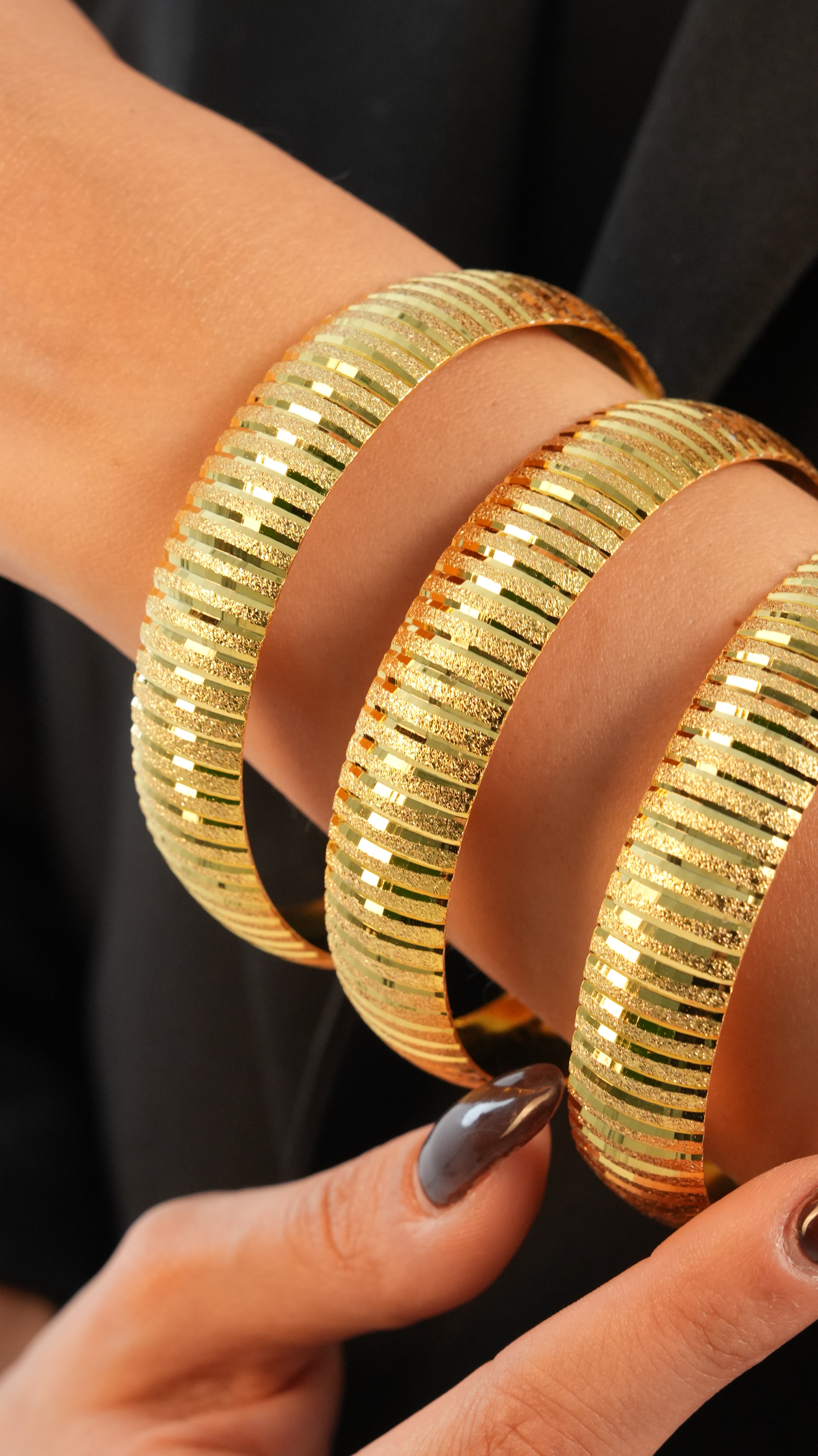 22 Ayar Altın Görünümlü Lazer Kesme Bilezik