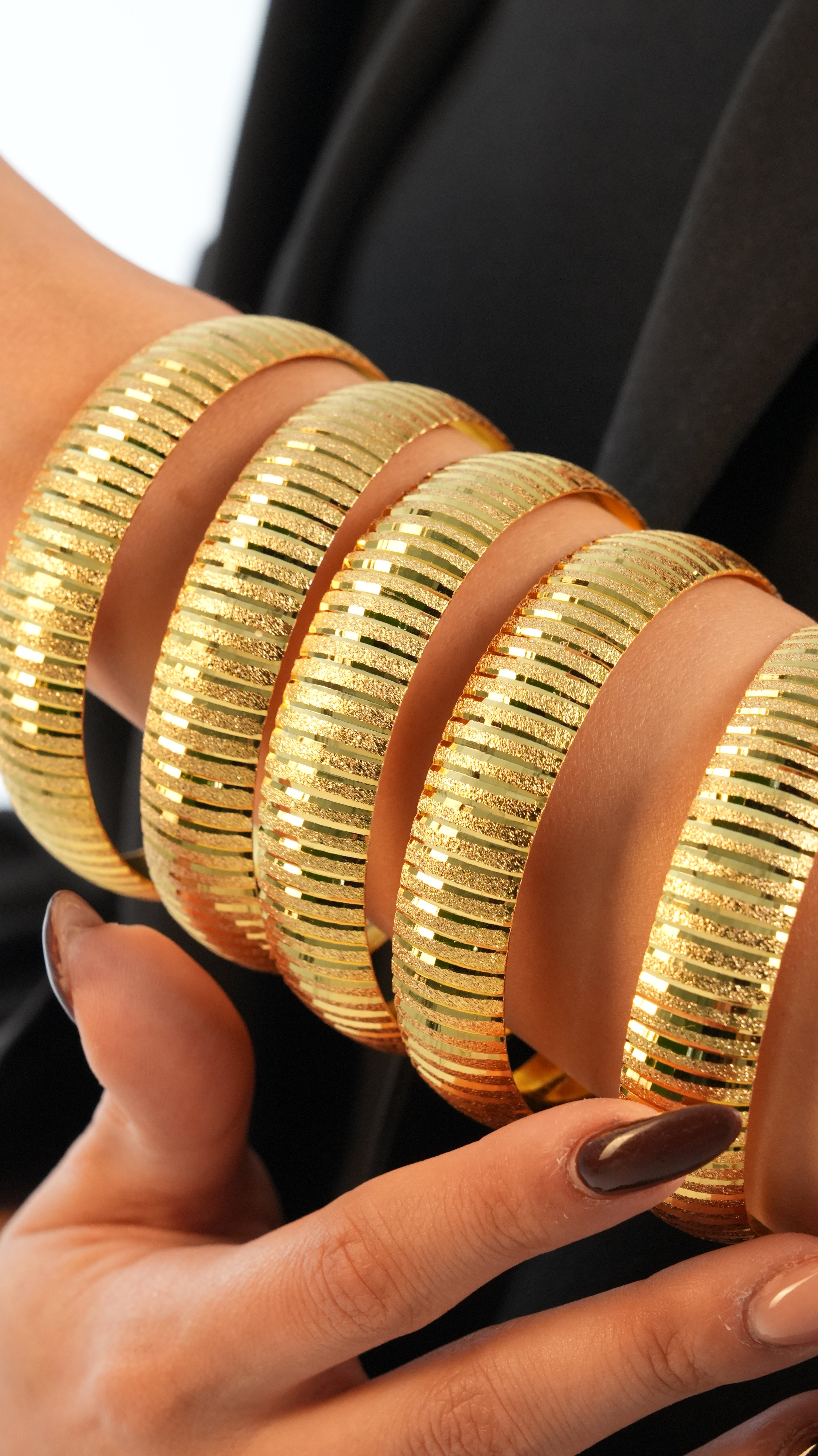 22 Ayar Altın Görünümlü Lazer Kesme Model Bilezik – 3'lü Set