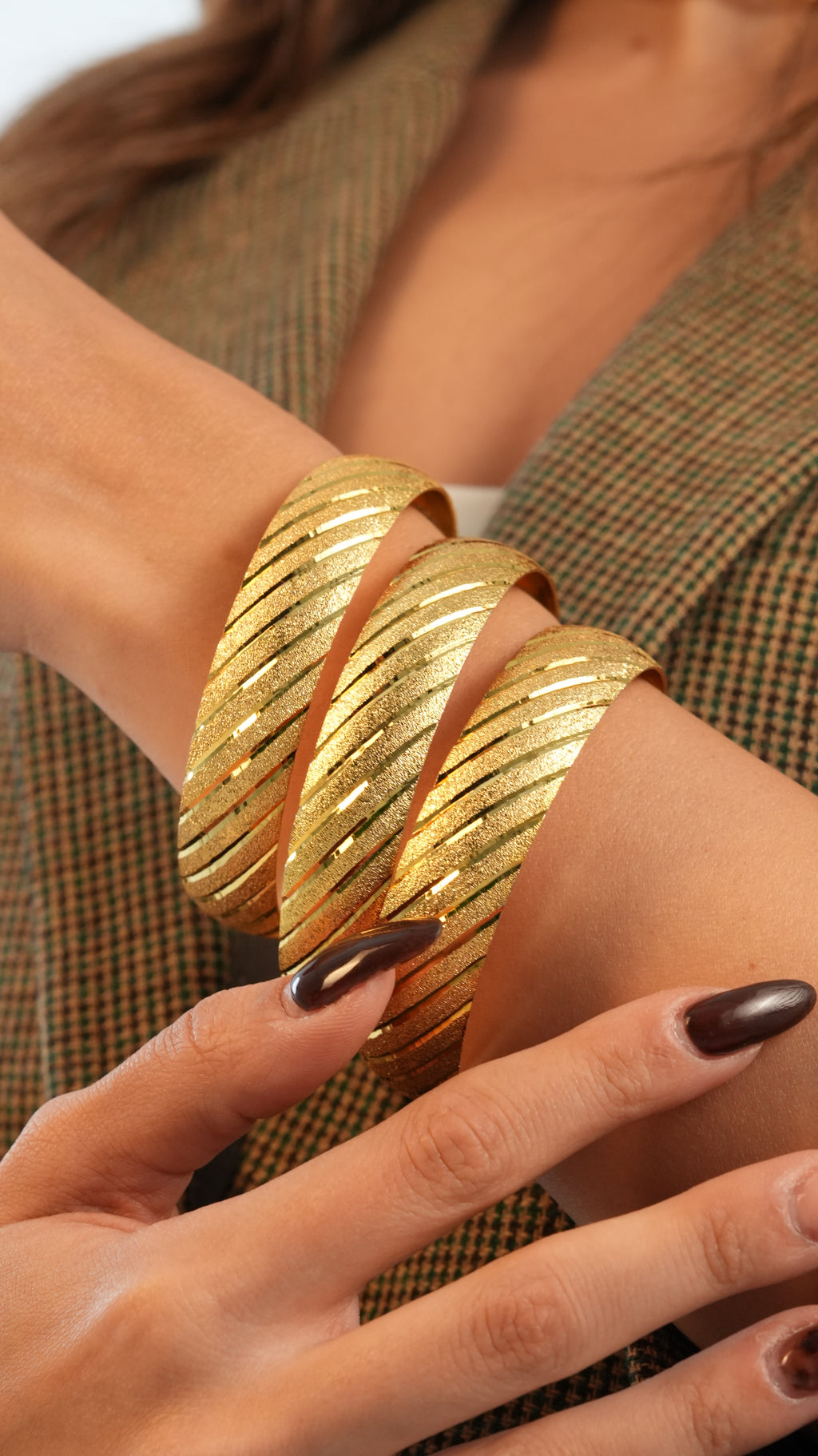 22 Ayar Altın Görünümlü Sarmal Model Bilezik – 3'lü Set