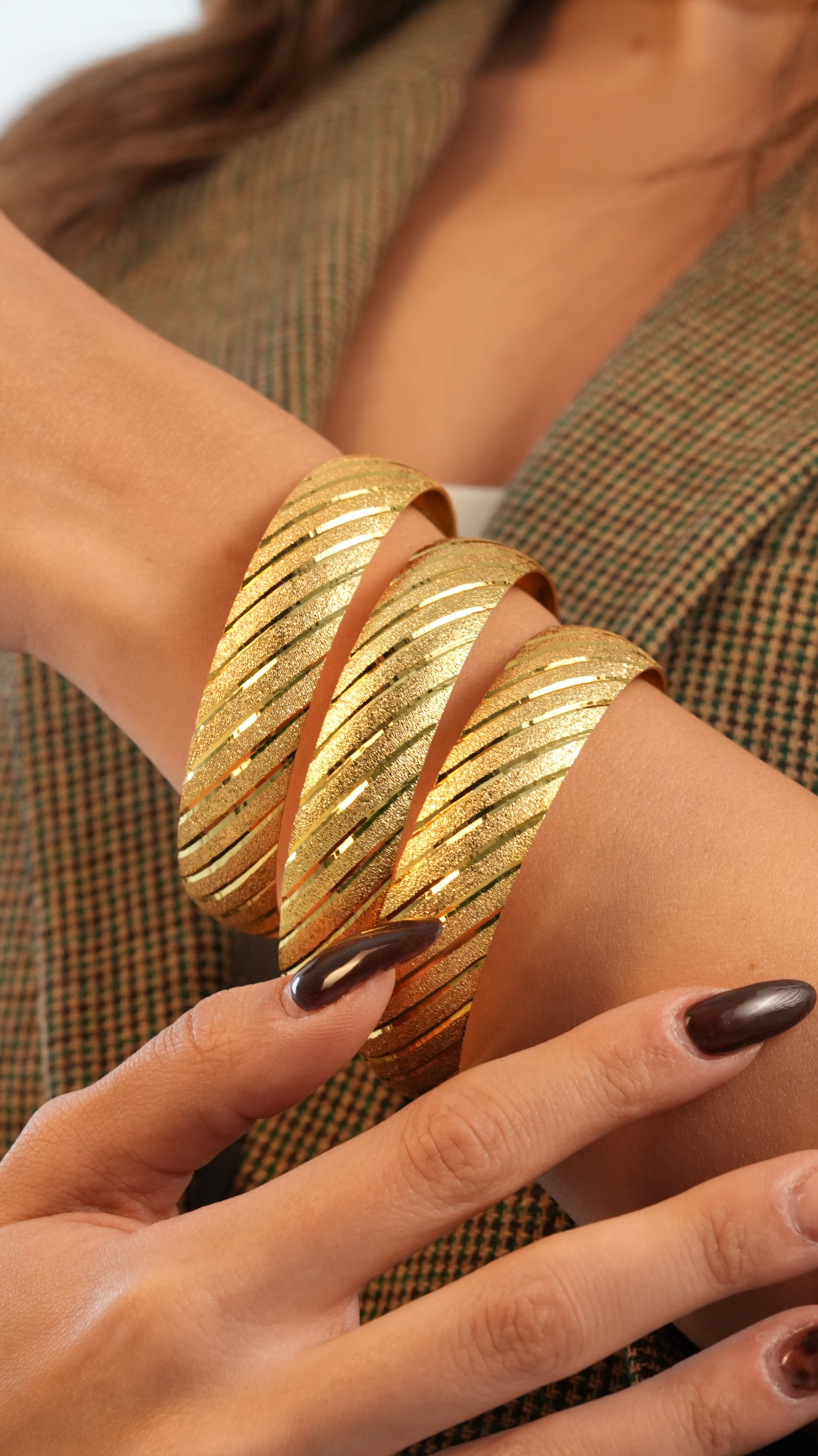 22 Ayar Altın Görünümlü Sarmal Model Bilezik – 3'lü Set