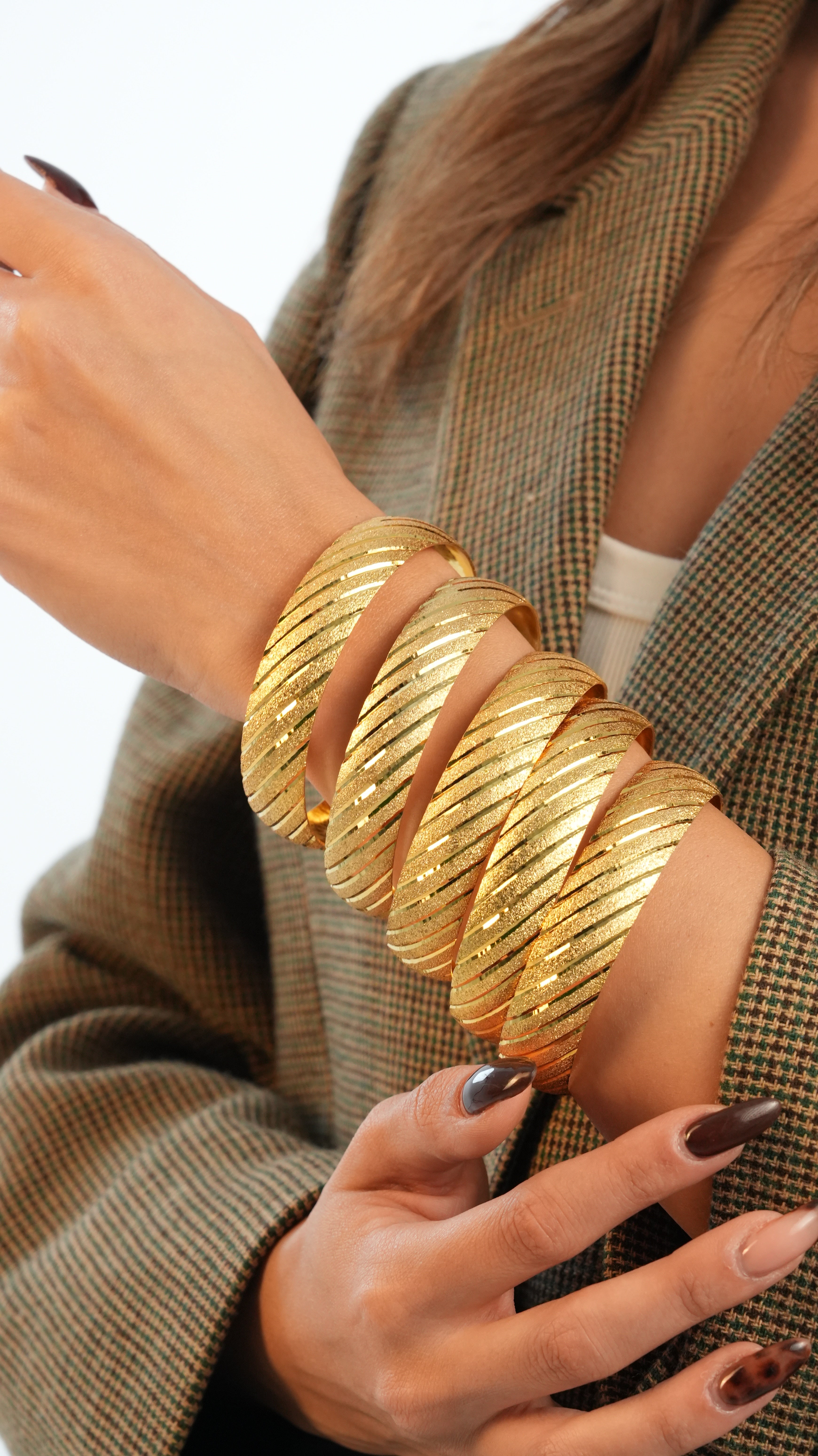 22 Ayar Altın Görünümlü Sarmal Model Bilezik – 3'lü Set