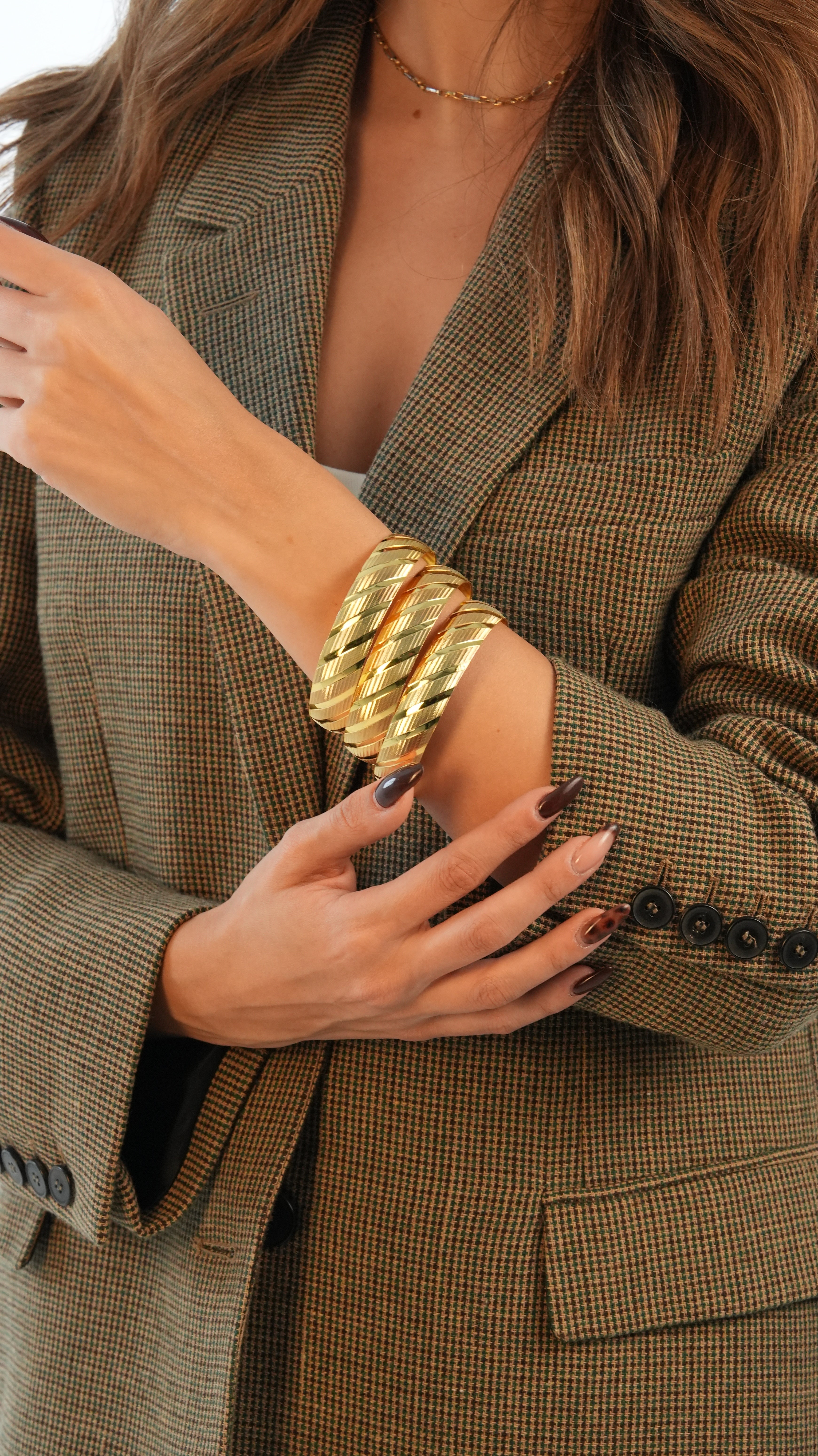 22 Ayar Altın Görünümlü Meltem Model Bilezik